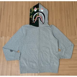 アベイシングエイプ(A BATHING APE)の★激レア★ APE BAPELAND シャークパーカー L パーカー kaws(パーカー)