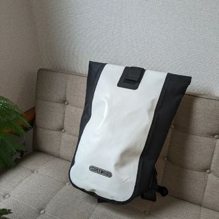 オルトリーブ(ORTLIEB)のオルトリーブ 完全防水 リュック 中古(バッグパック/リュック)