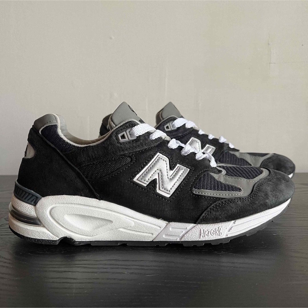 New Balance(ニューバランス)のNew Balance 990 v2  黒　ブラック メンズの靴/シューズ(スニーカー)の商品写真