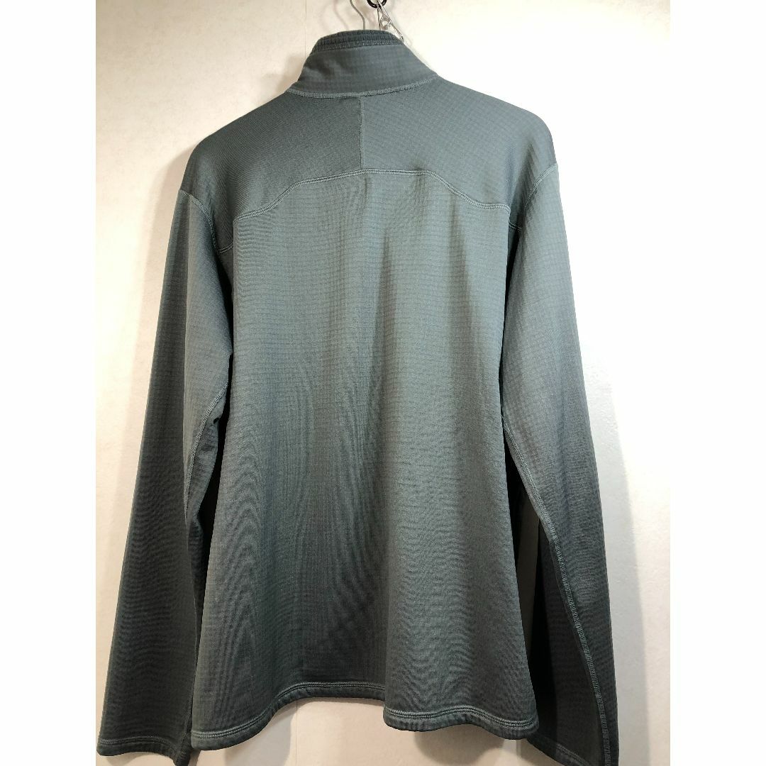 021002○ Patagonia レギュレーター R1 プルオーバー XL の通販 by ...