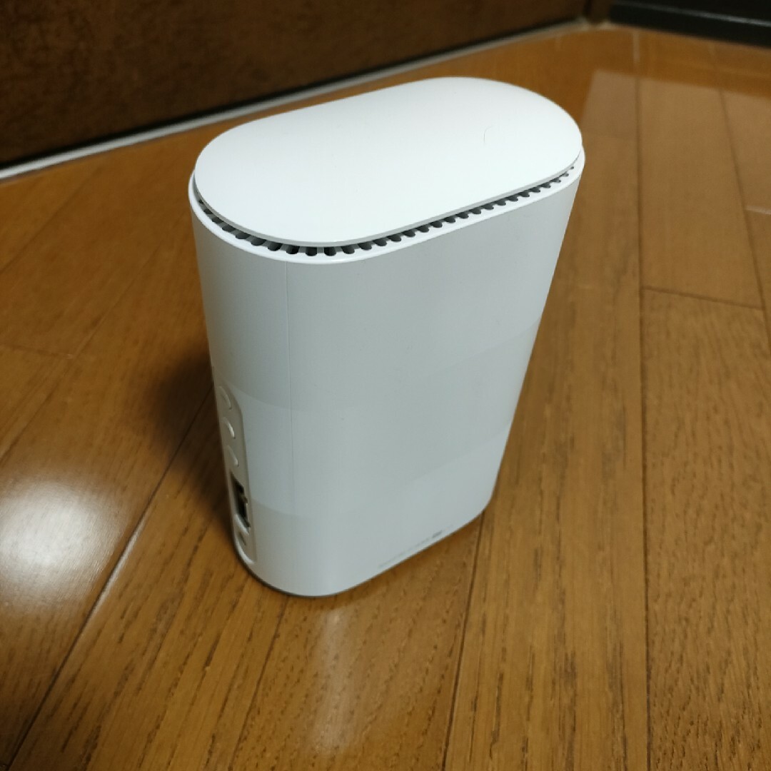 ZTE(ゼットティーイー)のSpeed Wi-Fi HOME 5G L11 ZTR01 5G対応ルーター スマホ/家電/カメラのPC/タブレット(PC周辺機器)の商品写真