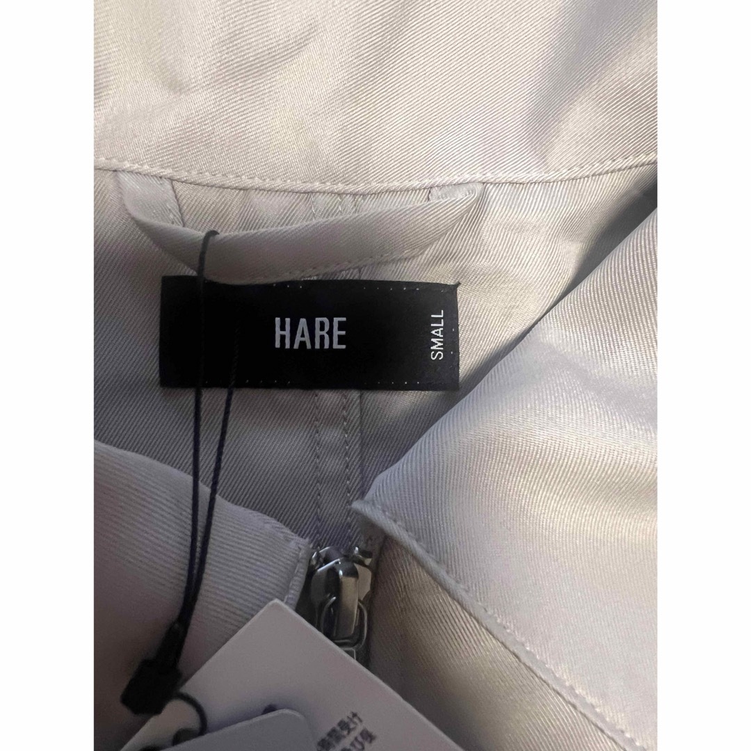 HARE(ハレ)のHARE 袖フレアジップシャツ　ベージュ メンズのジャケット/アウター(ブルゾン)の商品写真