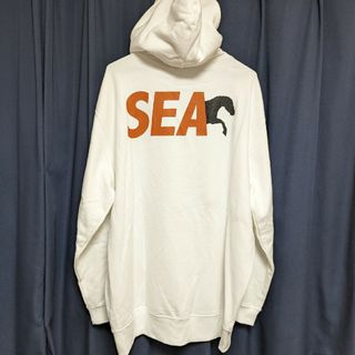 ウィンダンシー(WIND AND SEA)のSAVE THE HORSES HOODIE(パーカー)