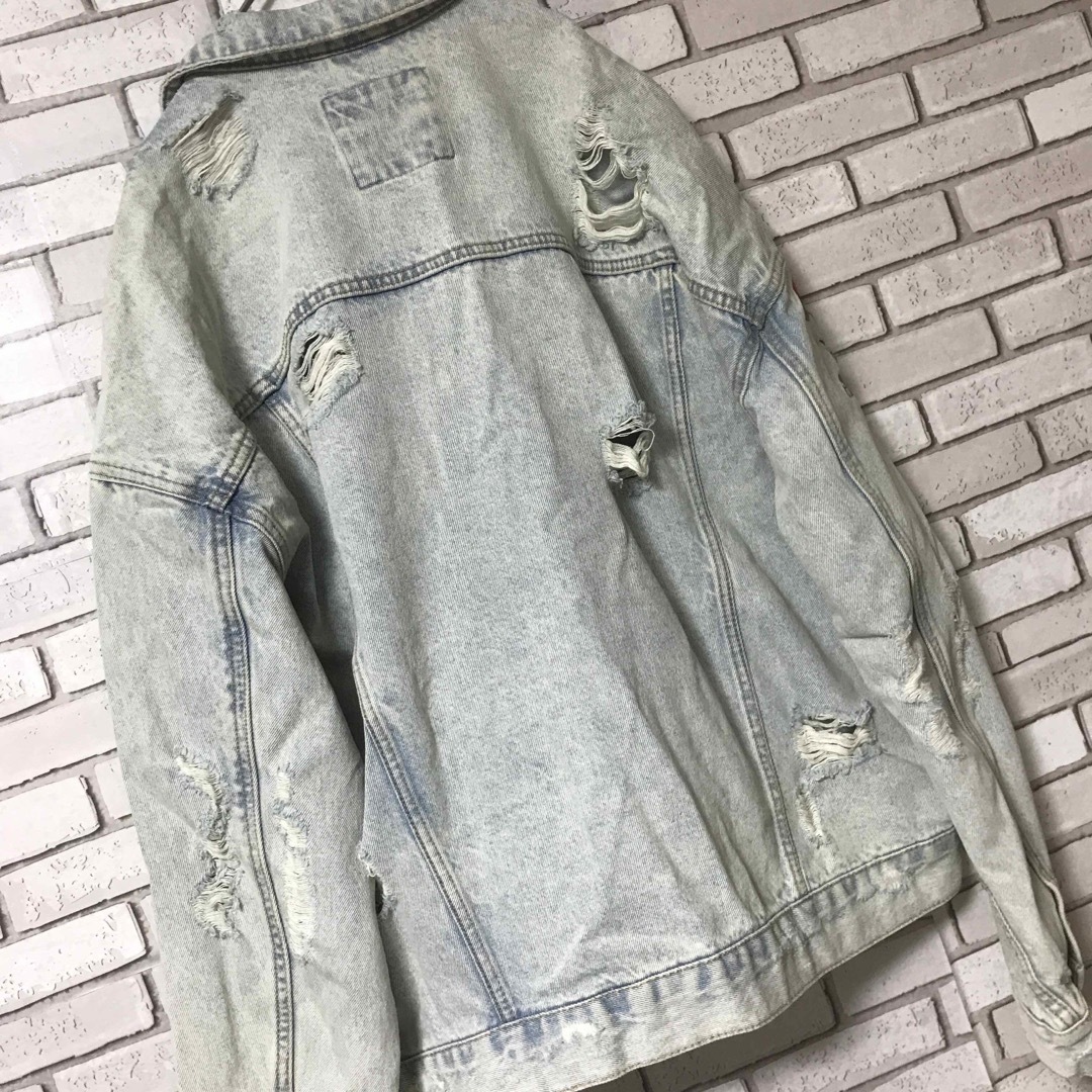 ZARA - 【ダメージ加工】ZARA デニムジャケット 刺繍 オーバー ZARA - 【ダメージ加工】ZARA デニムジャケット 刺繍 オーバー