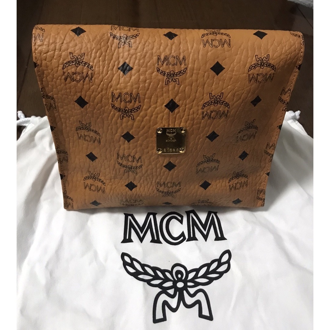 新品 MCM PHENOMENON フェノメノン クラッチバッグ LHP