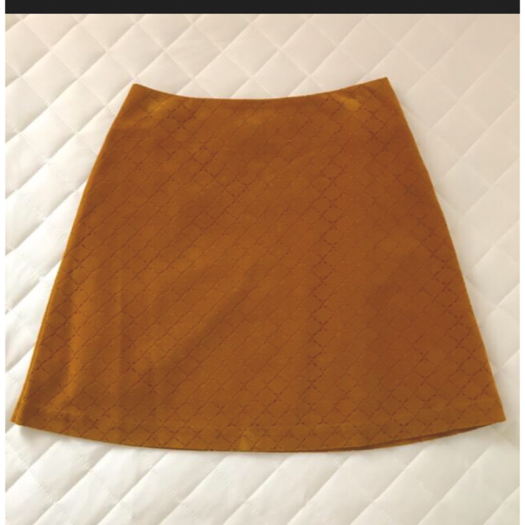 Ray BEAMS(レイビームス)の★Ray BEAMS 台形ミニスカート　スエード　ベロア レディースのスカート(ミニスカート)の商品写真
