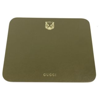 グッチ(Gucci)のグッチ GUCCI タイガー マウスパッド  PC パソコン インテリア 雑貨 レザー カーキ 美品(その他)