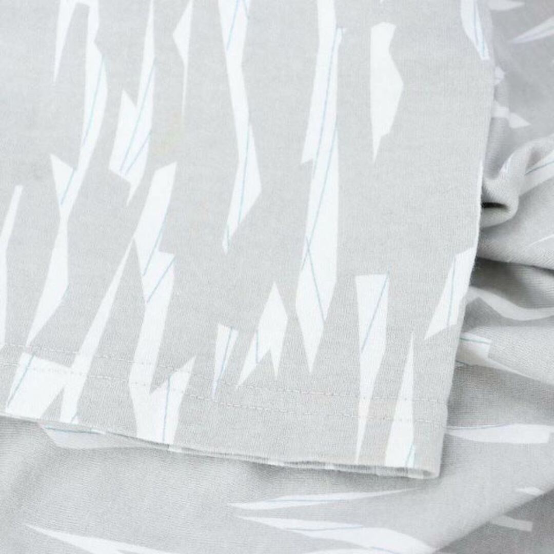 スニュウ 半袖カットソー Tシャツ クルーネック 総柄 1 M 白 グレー レディースのトップス(Tシャツ(長袖/七分))の商品写真