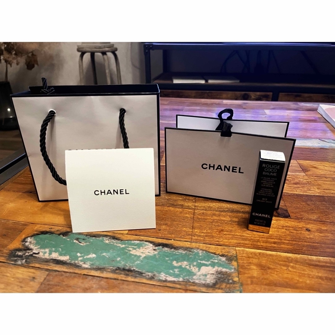 CHANEL(シャネル)のシャネルルージュココボームドリーミーホワイト コスメ/美容のスキンケア/基礎化粧品(リップケア/リップクリーム)の商品写真