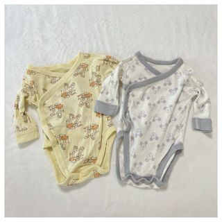 ユニクロ(UNIQLO)の【美品】ユニクロ ディズニー 長袖ロンパース 肌着 2枚セット(肌着/下着)