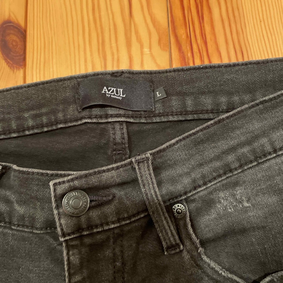 AZUL by moussy(アズールバイマウジー)のAzul デニムダメージパンツL sizeL メンズのパンツ(デニム/ジーンズ)の商品写真