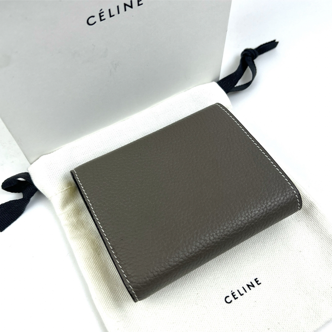 celine(セリーヌ)の【極上美品】セリーヌ　スモール フォールデッド マルチファンクション　正規品 レディースのファッション小物(財布)の商品写真