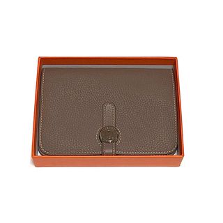 エルメス(Hermes)の未使用☆エルメス　ドゴン　ドゴンコンパクト　ブラウン　エトゥープ　長財布(財布)