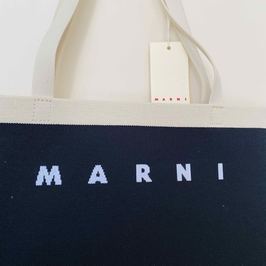 Marni(マルニ)の【MARNI】マルニ フラットショッピング トートバッグ(新品) レディースのバッグ(トートバッグ)の商品写真
