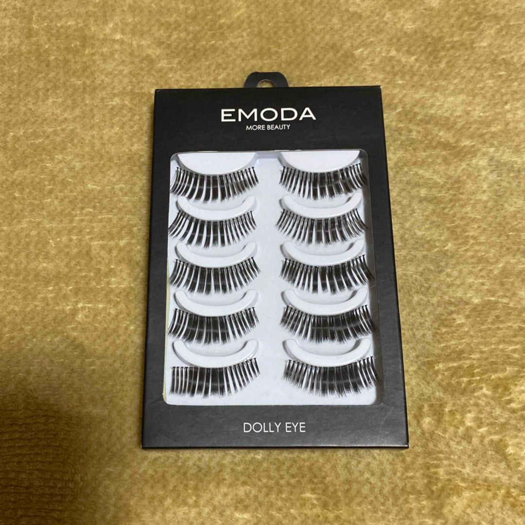 EMODA(エモダ)のEMODA DOLLY EYE コスメ/美容のベースメイク/化粧品(つけまつげ)の商品写真