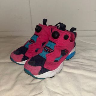 インスタポンプフューリー(INSTAPUMP FURY（Reebok）)のReebok ポンプフューリー　23cm(スニーカー)