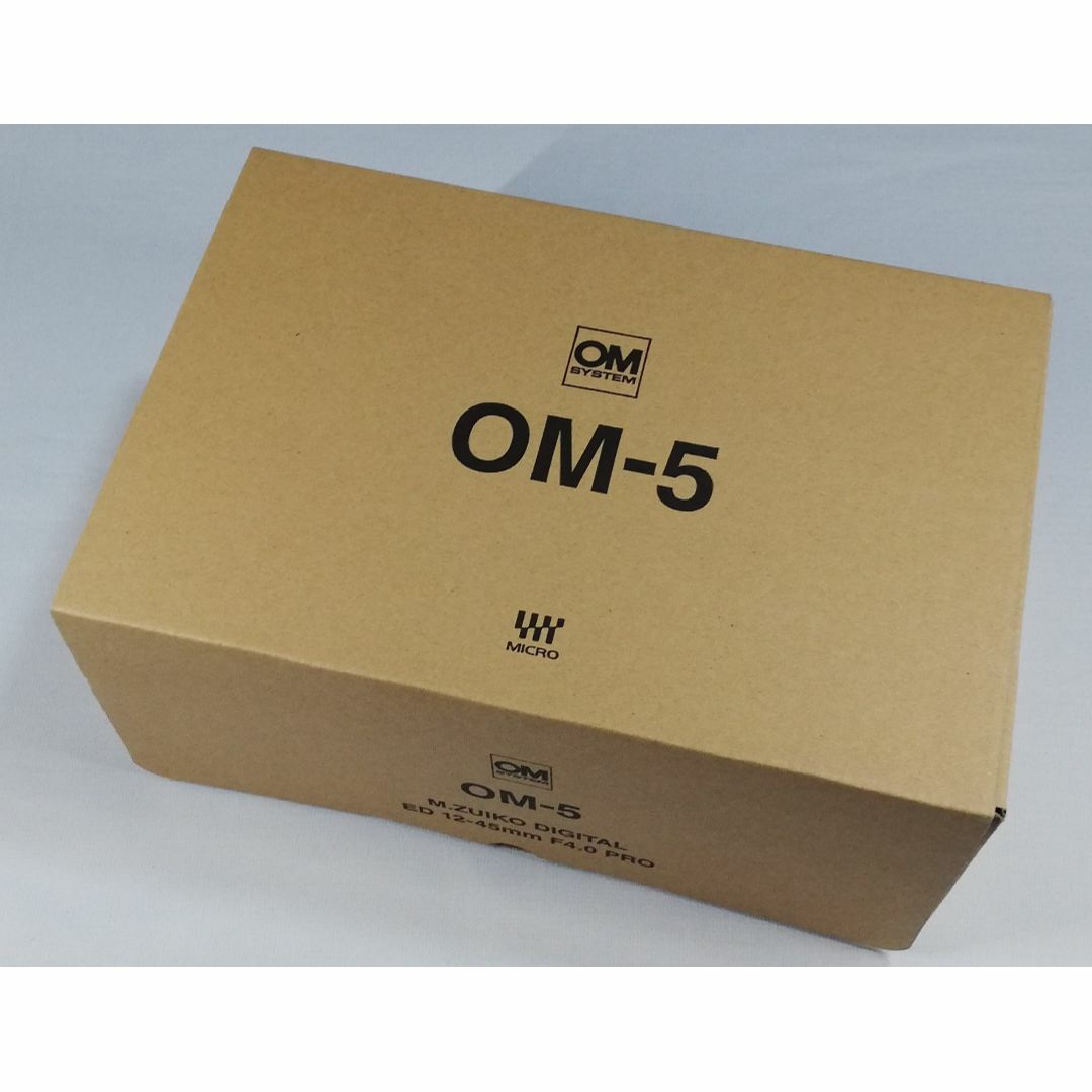 OLYMPUS(オリンパス)の新品 OM SYSTEM OM-5 シルバー ボディ 1年保証 大手量販店購入 スマホ/家電/カメラのカメラ(ミラーレス一眼)の商品写真