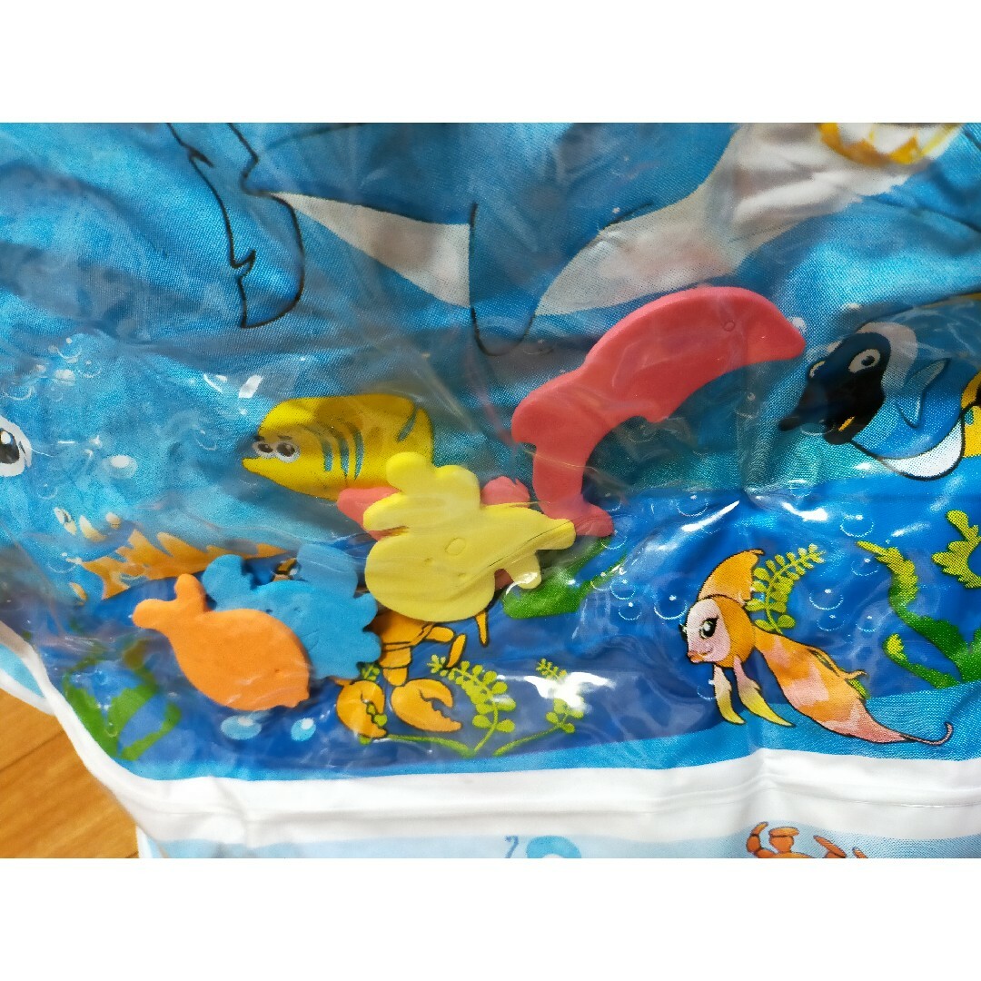 赤ちゃん ウォータープレイマット うつ伏せ練習 腹ばい練習 夏 水遊び キッズ/ベビー/マタニティのおもちゃ(知育玩具)の商品写真