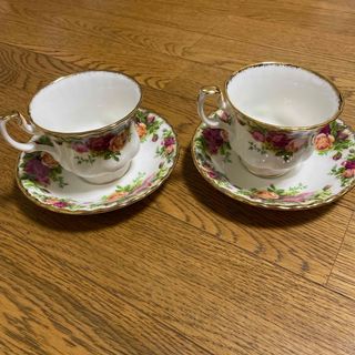 ロイヤルアルバート(ROYAL ALBERT)のロイヤルアルバート オールドカントリー　カップ＆ソーサー2客(グラス/カップ)