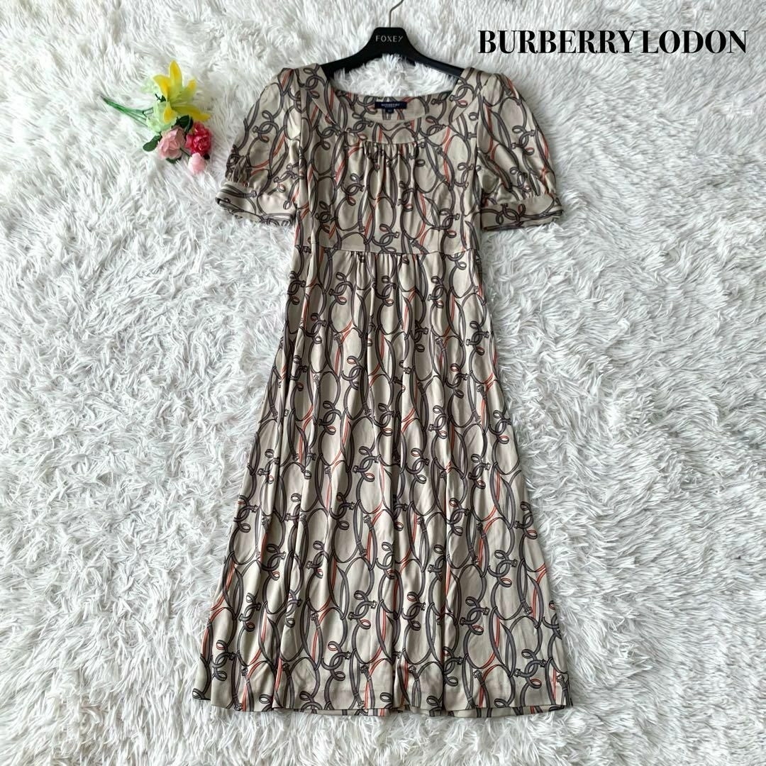 BURBERRY - 【美品】バーバリーロンドン 膝丈 ワンピース シルク 総柄