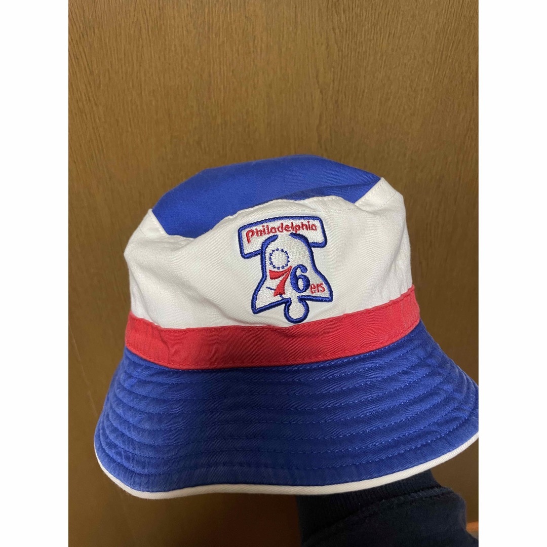 MITCHELL & NESS(ミッチェルアンドネス)の76ers シクサーズ　レア　NBA バケットハットbboy b系　 メンズの帽子(キャップ)の商品写真