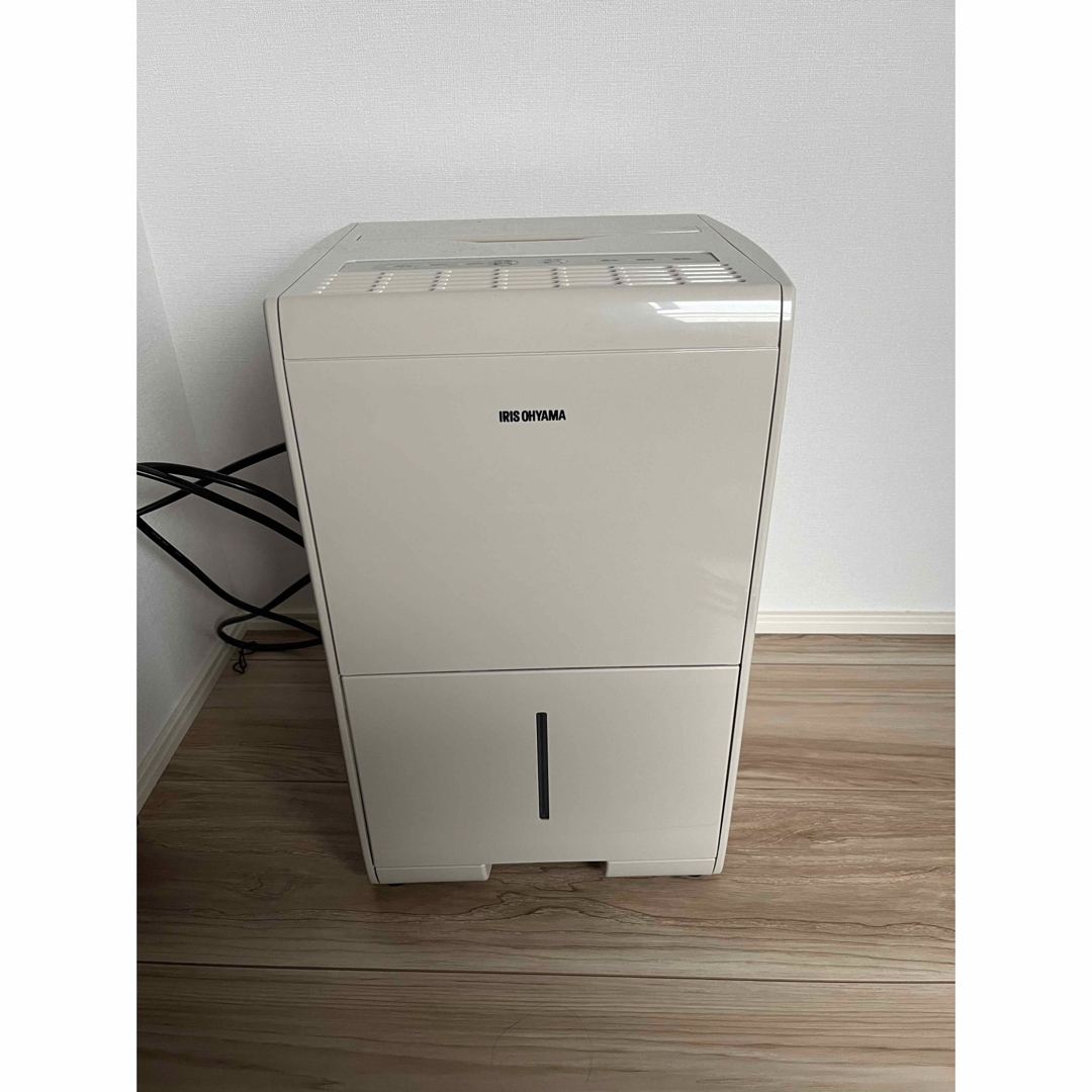 アイリスオーヤマ 除湿機 KIJC-J56-C アイリスオーヤマ 除湿機 KIJC-J56-C