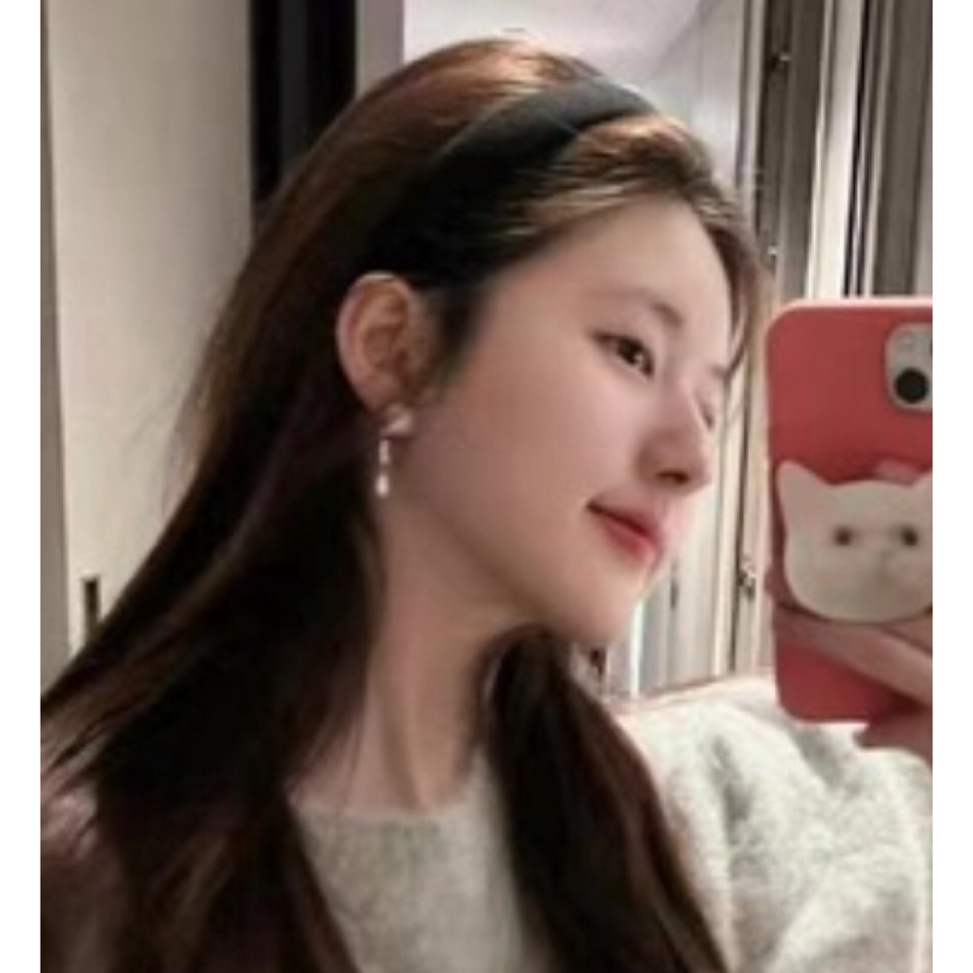 【新品】カチューシャ　ボリューム　シンプル　ブラック　合わせやすい　韓国 レディースのヘアアクセサリー(カチューシャ)の商品写真