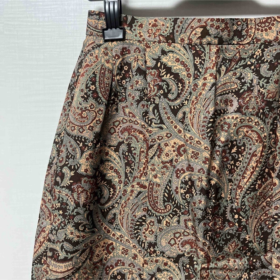 古着　スカート　ヴィンテージ　個ペイズリー柄 レディースのスカート(ひざ丈スカート)の商品写真