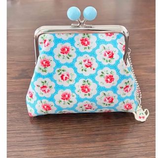 キャスキッドソン(Cath Kidston)のキャスキッドソン 飴玉がま口 水色 ハンドメイド　プロバンスローズ　がま口財布(コインケース)