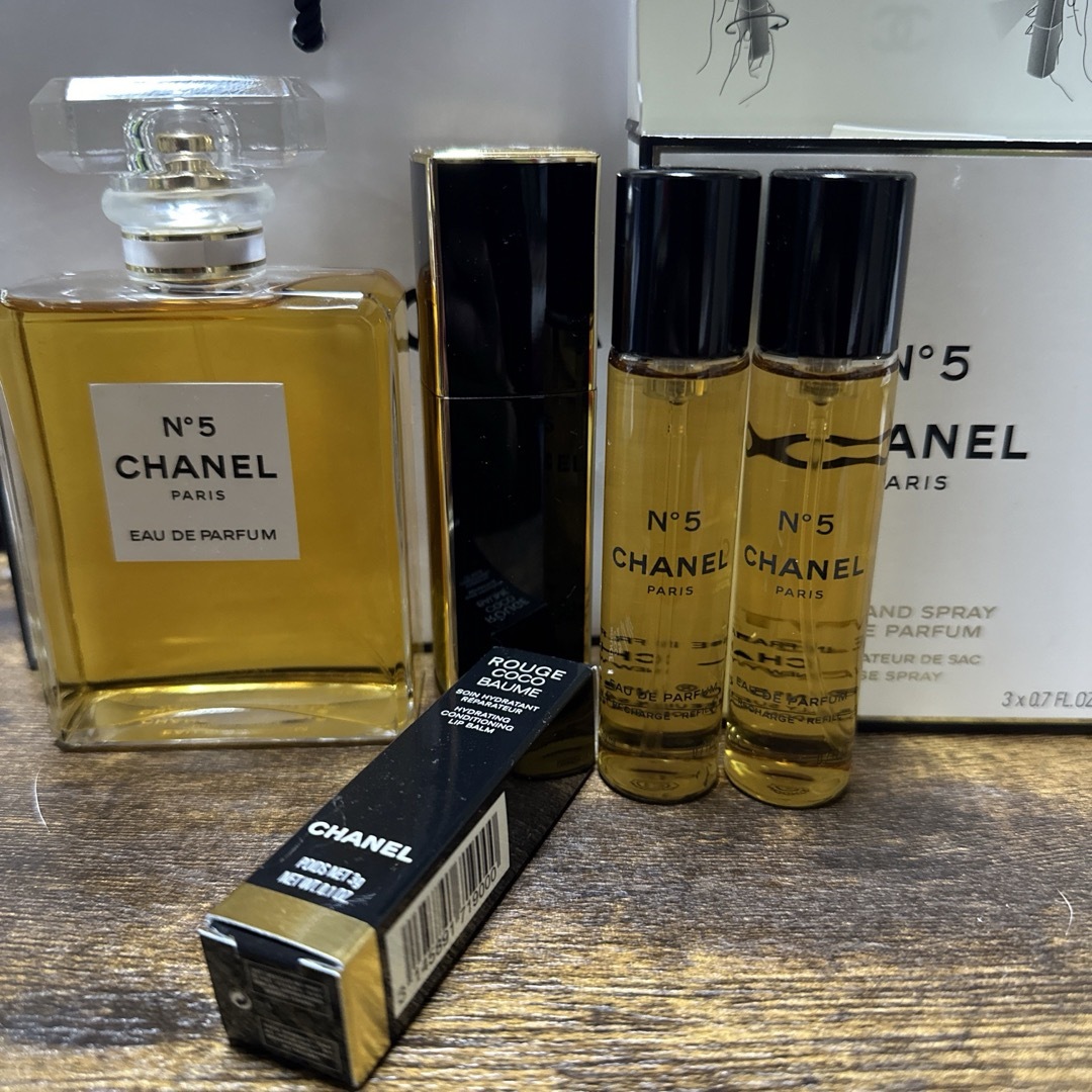 CHANEL(シャネル)のChanel No.5 Eau de Parfum セット+ルージュココボーム コスメ/美容の香水(香水(女性用))の商品写真