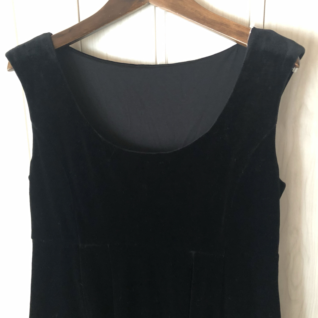 VELOUR NOIR ベロアノワール/黒のベロアノースリーブワンピースp5/2 VELOUR NOIR ベロアノワール/黒のベロアノースリーブワンピースp5/2