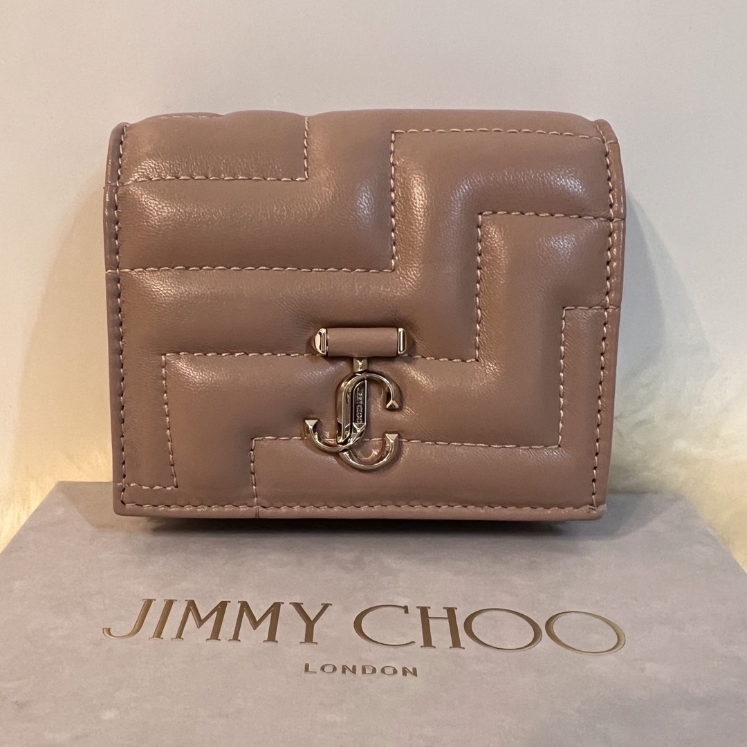 JIMMY CHOO(ジミーチュウ)の新品Jimmychoo 二つ折り財布　ベージュ系 レディースのファッション小物(財布)の商品写真