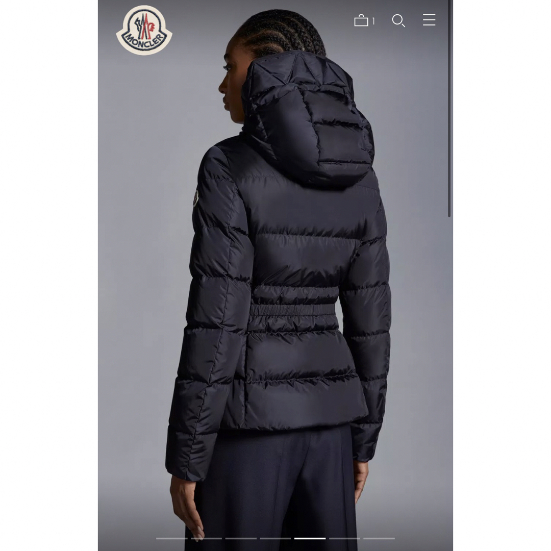 MONCLER(モンクレール)の人気　モンクレールAVOCE ショートダウンジャケット　ナイトブルー(紺色) レディースのジャケット/アウター(ダウンジャケット)の商品写真