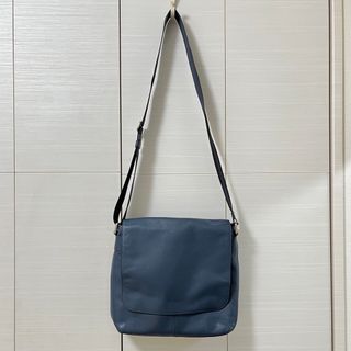 【最安値】COACH コーチ バケット型 ショルダーバック ホワイト　ネイビー