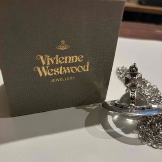 ヴィヴィアンウエストウッド(Vivienne Westwood)のVivienneWestwood オーブネックレス(ネックレス)