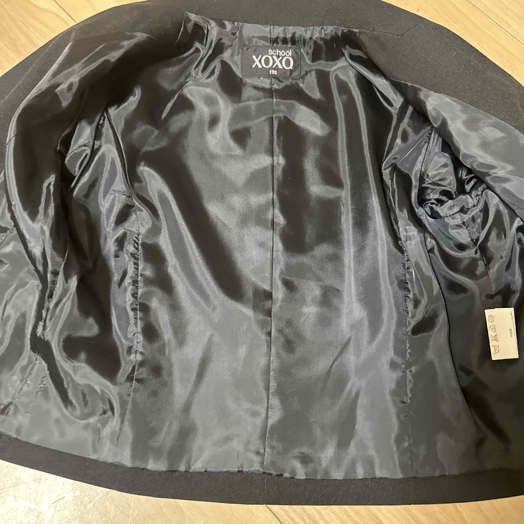 XOXO(キスキス)の着1 130cm XOXO スーツ シャツ スカート 3点セット  キッズ/ベビー/マタニティのキッズ服女の子用(90cm~)(ドレス/フォーマル)の商品写真