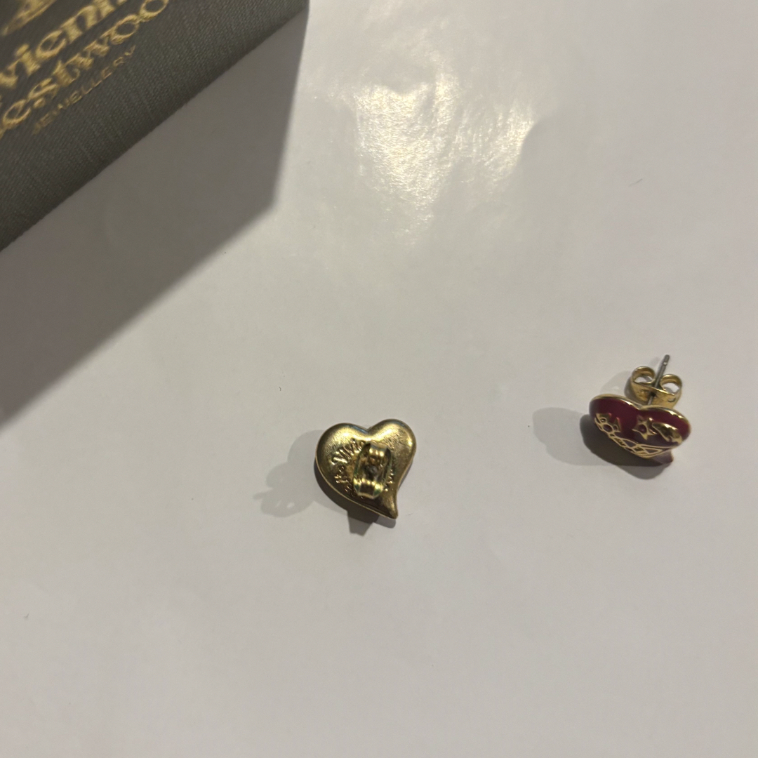 Vivienne Westwood(ヴィヴィアンウエストウッド)のVivienneWestwood ハートピアス レディースのアクセサリー(ピアス)の商品写真