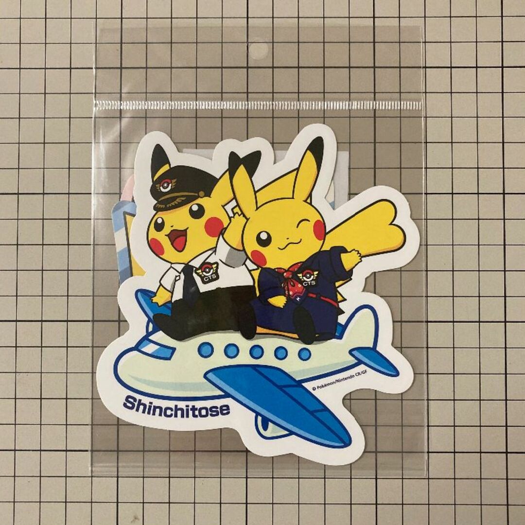 ポケモン(ポケモン)のポケモンセンター 新千歳空港店 限定商品 ステッカー3枚入り エンタメ/ホビーのコレクション(印刷物)の商品写真