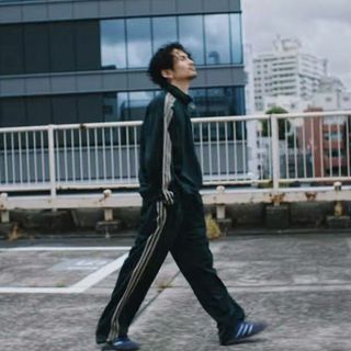 アディダス(adidas)のadidas アディダス トラックパンツ 常田大希着用モデル 新品 M(その他)