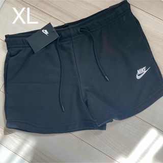 ナイキ(NIKE)の新品　ナイキ　スウェット　ショートパンツ　レディースXL(ショートパンツ)