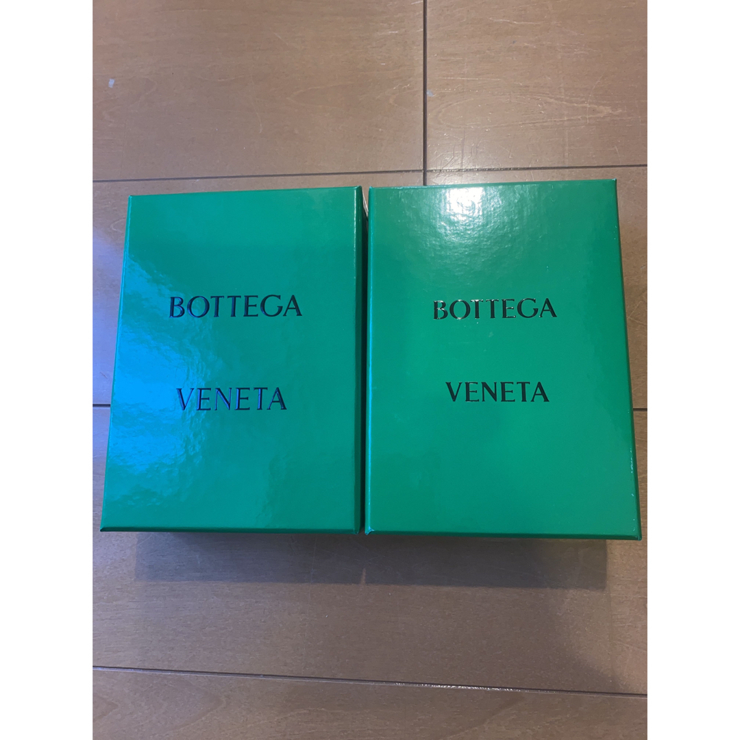 Bottega Veneta(ボッテガヴェネタ)のボッテガヴェネタ　空箱　保存袋　2箱 レディースのバッグ(ショップ袋)の商品写真