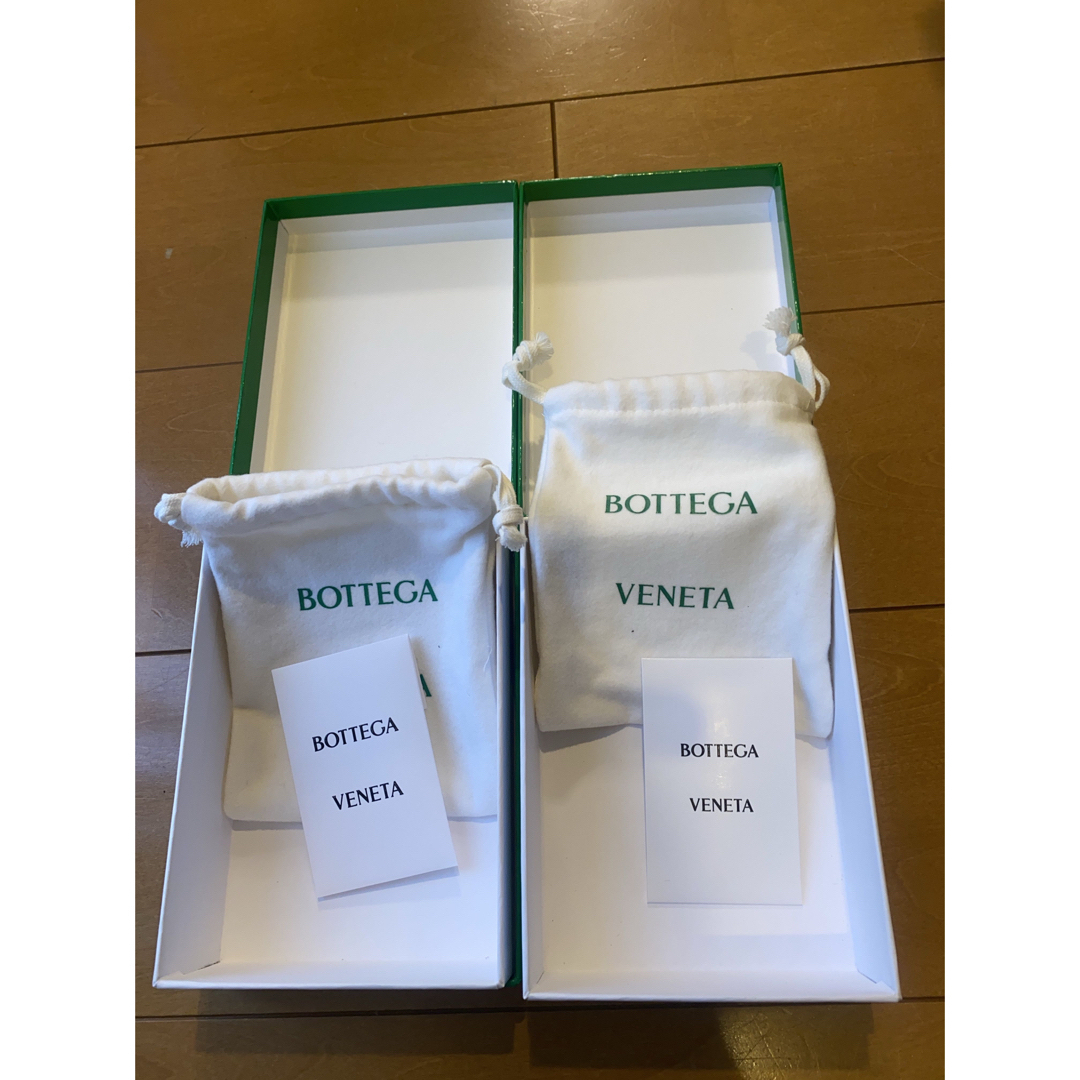 Bottega Veneta(ボッテガヴェネタ)のボッテガヴェネタ　空箱　保存袋　2箱 レディースのバッグ(ショップ袋)の商品写真