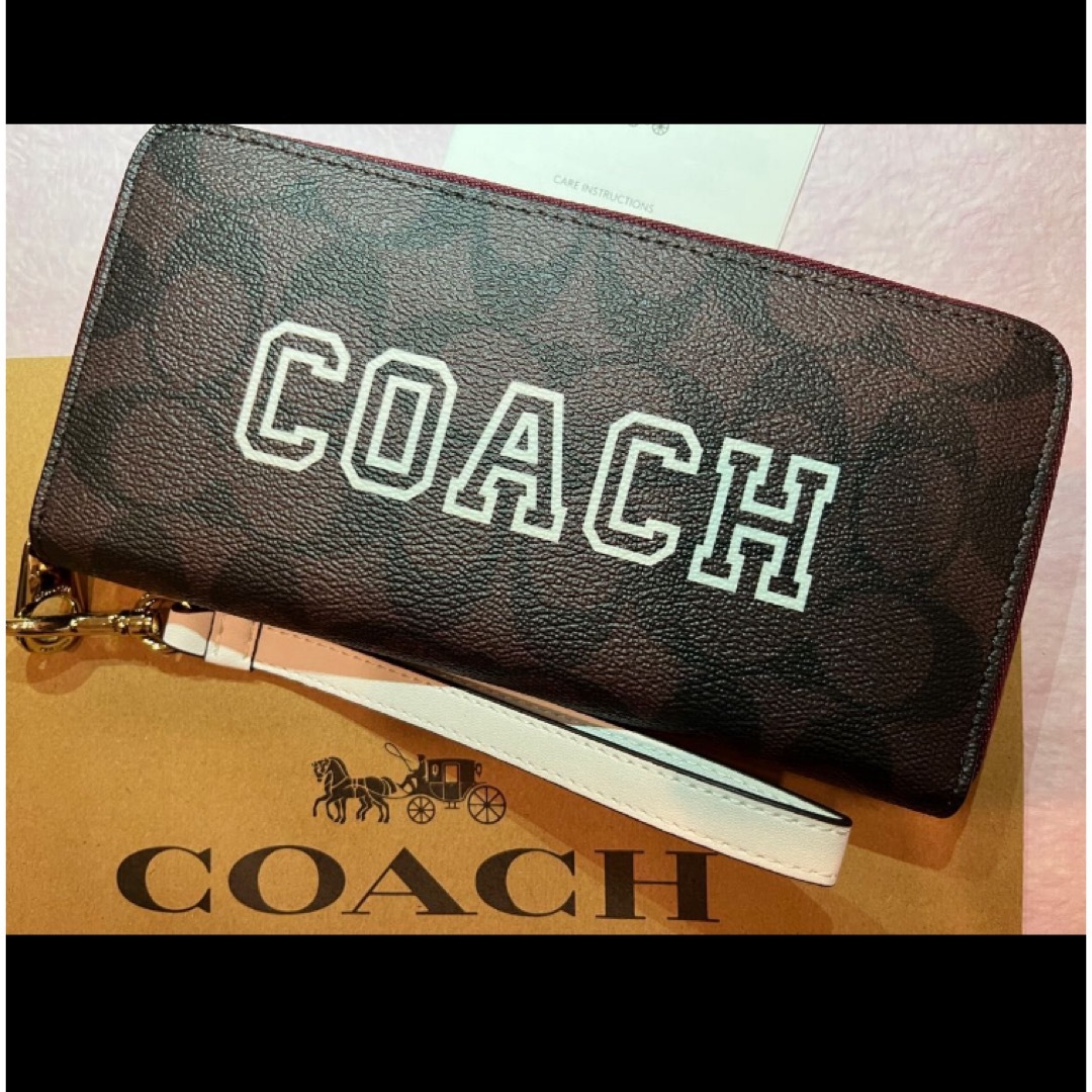 COACH(コーチ)の新品　COACH 長財布　シグネチャー　ロゴ　ラウンドファスナー　小銭入れ有 レディースのファッション小物(財布)の商品写真