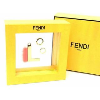 フェンディ(FENDI)の■新品■未使用■ FENDI フェンディ ABCLICK エイビークリック L ペンダントトップ イニシャルチャーム ゴールド系×ピンク系 AU8016 (その他)