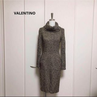 ヴァレンティノ(VALENTINO)のVALENTINO ヴァレンティノ ツイード　ニット　ワンピース(ひざ丈ワンピース)