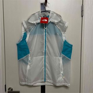 ザノースフェイス(THE NORTH FACE)のTHE NORTH FACE ホワイト ナイロンベスト ベスト 白(ベスト)