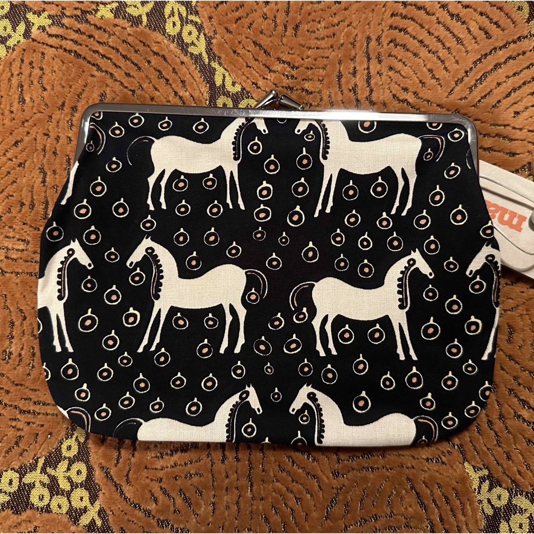 marimekko(マリメッコ)のレア! 新品未使用 marimade マリメッコ がま口 ムスタ タンマ レディースのファッション小物(ポーチ)の商品写真