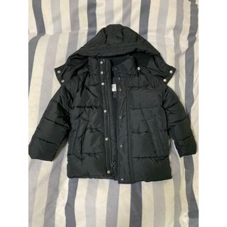 ギャップキッズ(GAP Kids)の美品　GAP ダウン　ブラック　110(ジャケット/上着)