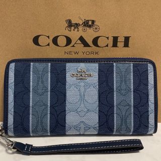 コーチ(COACH)の新品　COACH 長財布 デニム　シグネチャー　ラウンドファスナー　小銭入れ有(財布)