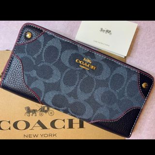 コーチ(COACH)の新品　COACH 長財布　デニム　ワンポイント　ラウンドファスナー　小銭入れ有(財布)